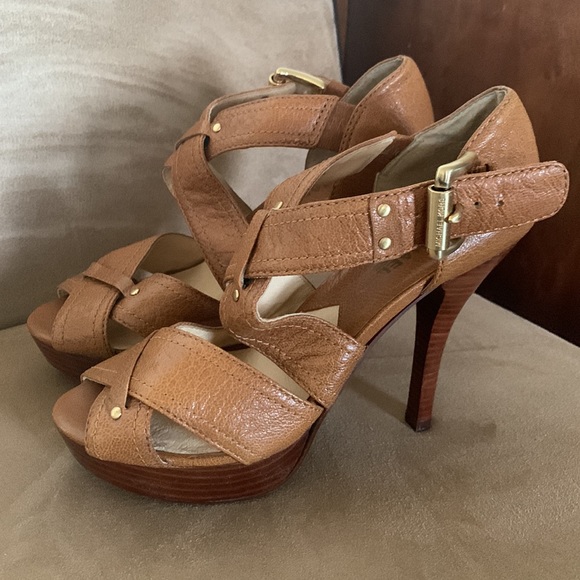 Michael Kors HH strappy shoes - Picture 2 of 8